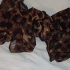 Large Leopard Bow with Barret Back-Made in France
